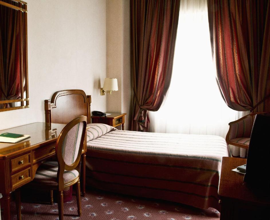 Hotel Claudiani Macerata Kamer foto